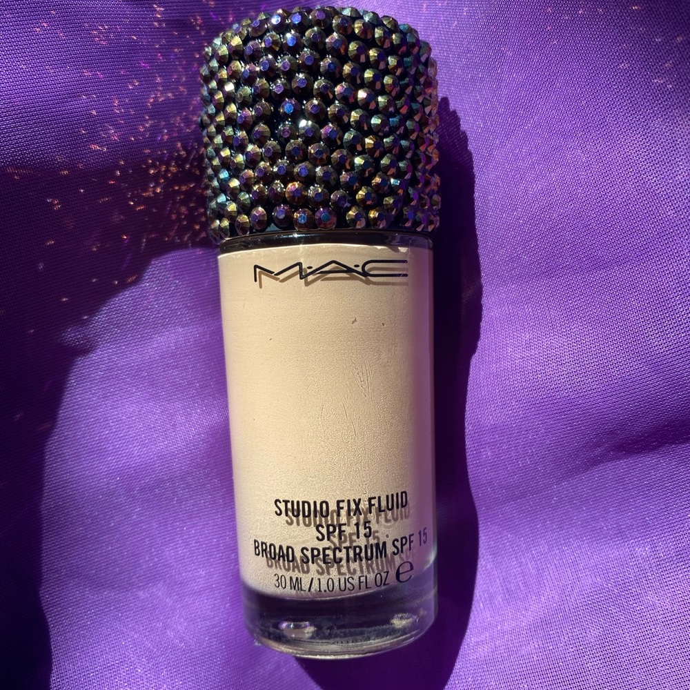 Custom bling top MAC Studio Fix Fluid.